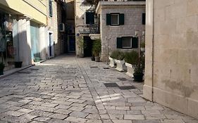 Ante Studio Apartment